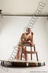 Kneeling reference poses of Florian